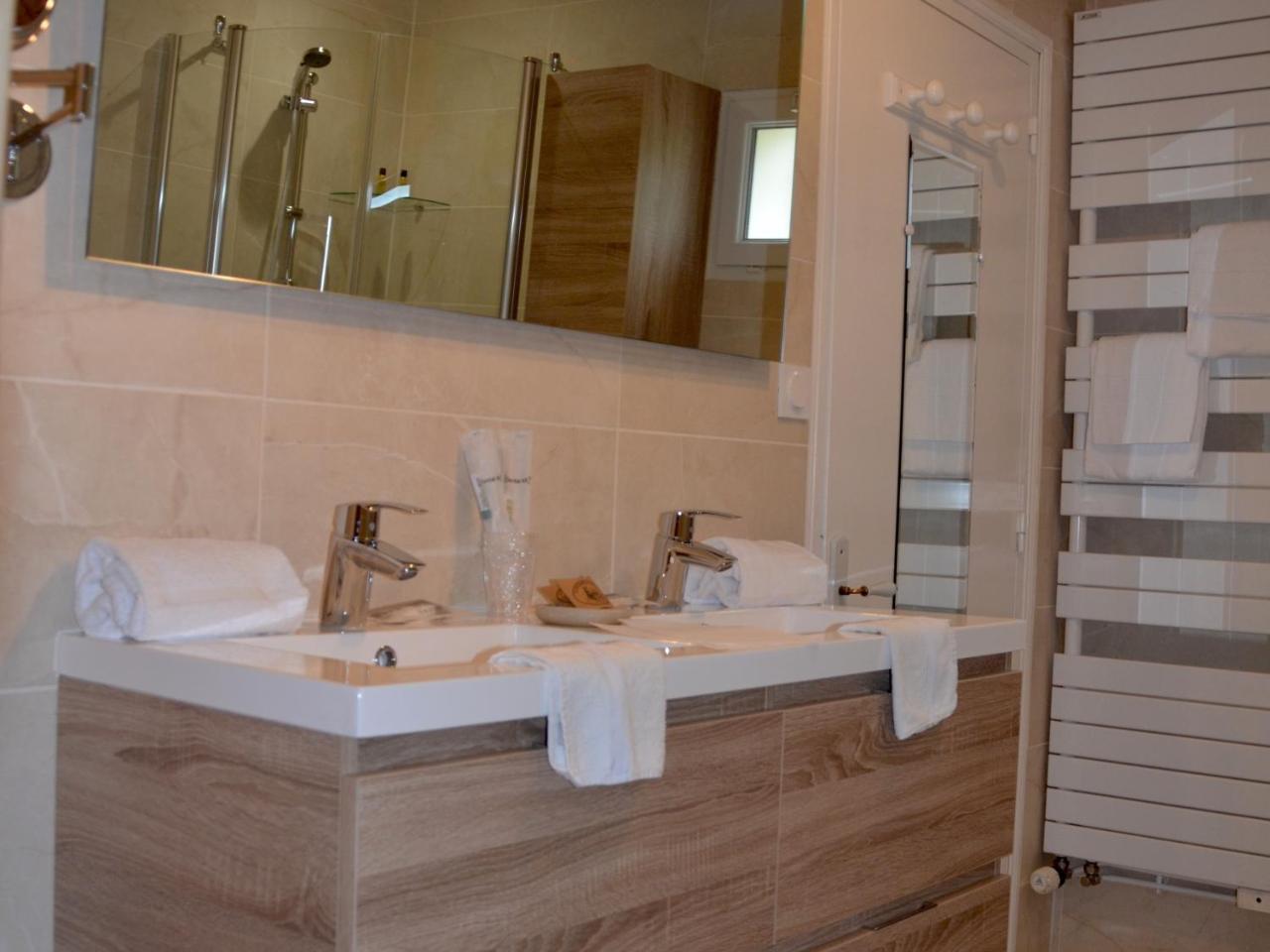 Locations De Vacances Le Clos Rhea Saint-Martin-de-Re ห้อง รูปภาพ